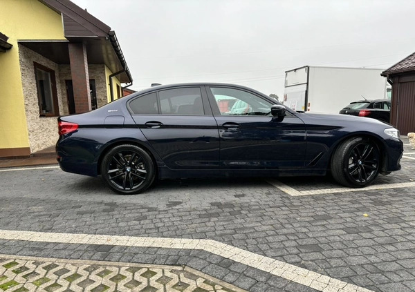 BMW Seria 5 cena 129150 przebieg: 122000, rok produkcji 2018 z Kisielice małe 742